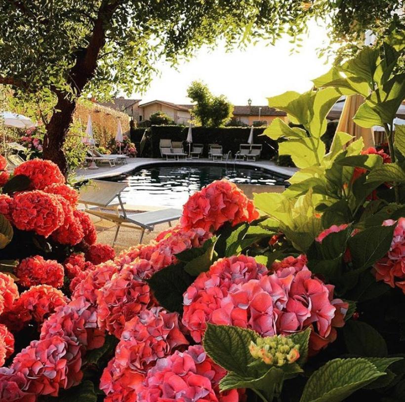 Hotel Romeo Torri Del Benaco Luaran gambar